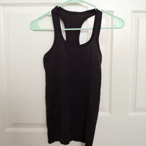 Lululemon Swiftly Tech Racerback black (size 2)